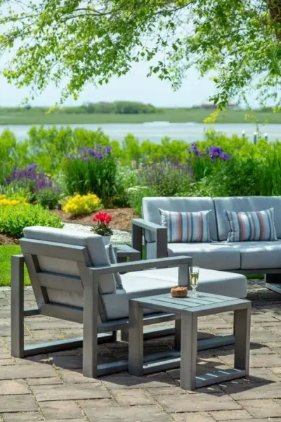 Seaside Casual - MIA END TABLE